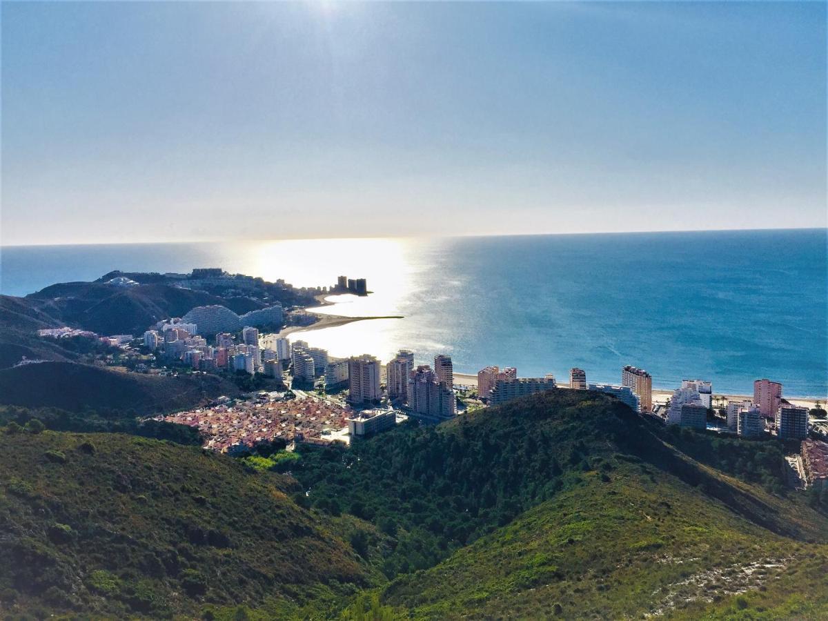 Renovated Steps Away From The Apartment Cullera