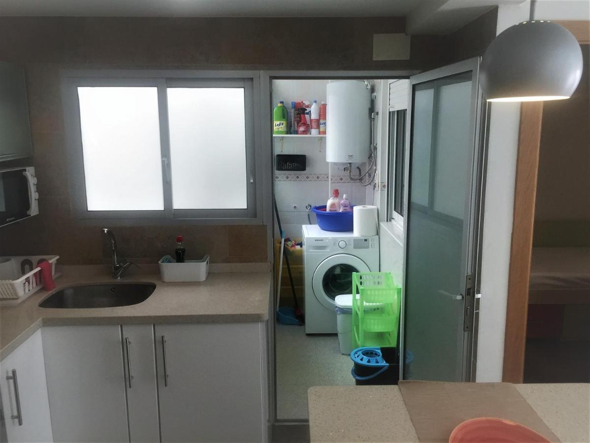Renovated Steps Away From The Apartment Cullera