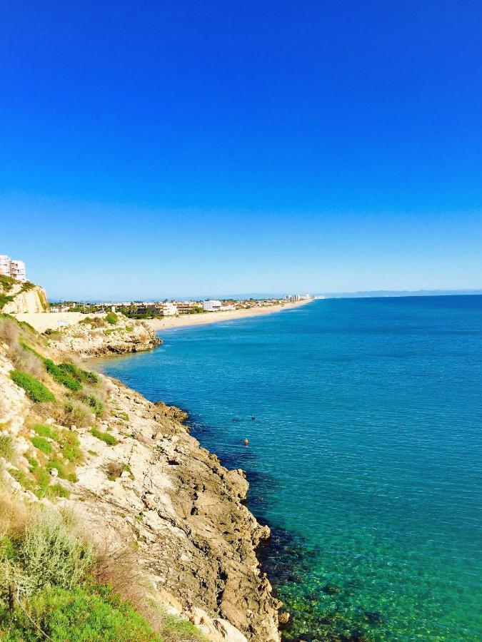 Renovated Steps Away From The Apartment Cullera