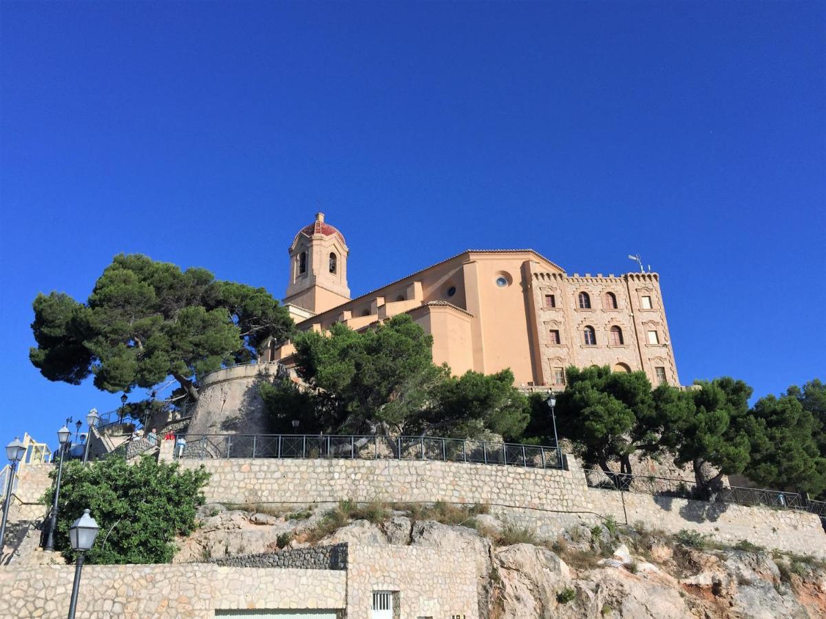 Apartamento Renovated Steps Away From The